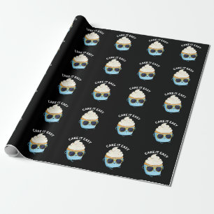 Cake It Easy Funny Cupcake Pub Dark BG Geschenkpapier