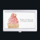 Cakes & Süßigkeiten Cupcake Bäckerei Konditorei Ko Visitenkarten Dose<br><div class="desc">Ein niedlicher Erdbeerkuchen mit rosafarbenem Zuckerguss schmückt dieses Bäckerkartengehäuse. Personalisieren Sie es mit Ihrem Namen und Geschäftsinformationen. Entworfen für Sie von BlackBerry Boulevard.</div>