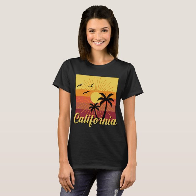California Design - Women's Basic T - Shirt (Vorne ganz)