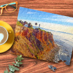 California Lighthouse am Rocky Cliff Ocean Foto Puzzle<br><div class="desc">Die Schönheit dieses farbenfrohen, lebhaften Palos Verdes, eines Leuchtturms der CA, der am späten Nachmittag eingefangen und auf einer Felswand hoch über dem Pazifik steht, inspiriert jedes Mal, wenn man an diesem Puzzle mit atemberaubenden Fotografien arbeitet. Macht ein großartiges Geschenk! Kommt in eine besondere Geschenkboxen. Sie können dieses Puzzle leicht...</div>