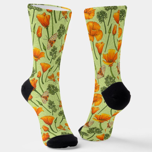 California poppies and moths on honey dew socken (Gewinkelt)