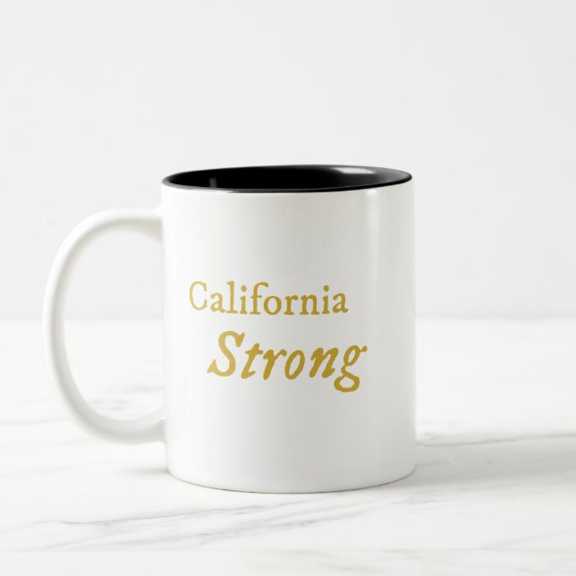 California Strong Coffee Tasse (Links)