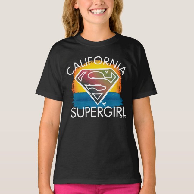 California Supergirl Sunset Graphic T-Shirt (Vorderseite)