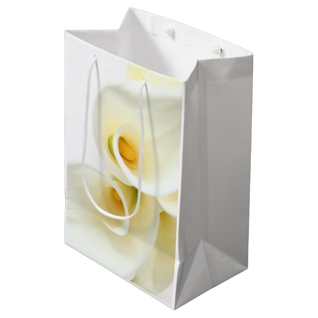 Calla Lilien Mittlere Geschenktüte (Vorderseite Schrägansicht)