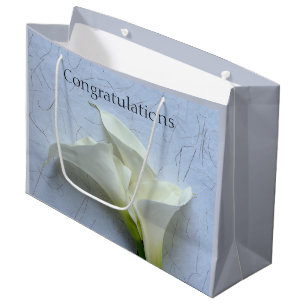 Calla lilies auf dekorativem Hintergrund Große Geschenktüte