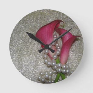 Calla Lily Flowers Pearls Lace Wall Clock Runde Wanduhr