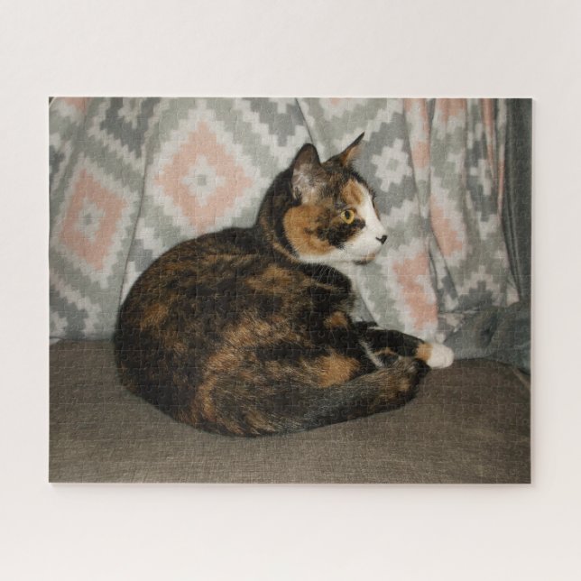 Callie Cat auf Sofa Puzzle (Horizontal)