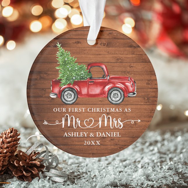 Calligraphie Herz Rustikaler Erster Weihnachtsrote Ornament (Calligraphy Script Heart Mr. & Mrs. Our First Christmas Vintage Truck Ornament)