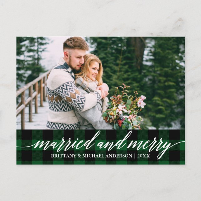 Calligraphy Green Kariert Verheiratet und Merry We Postkarte (Vorderseite)
