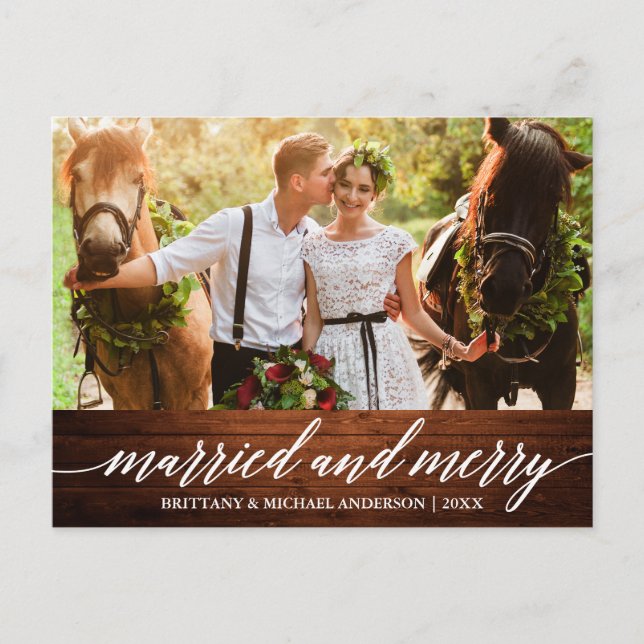 Calligraphy Wood Verheiratet und Merry Wedding Fot Postkarte (Vorderseite)