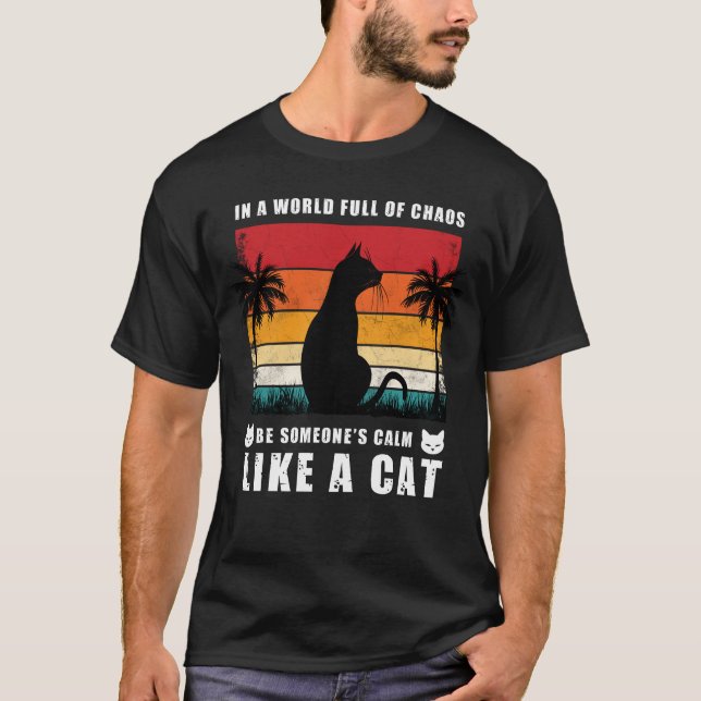 Calm Like a Cat, Paws and Reflect: Sunset Cat T-Shirt (Vorderseite)