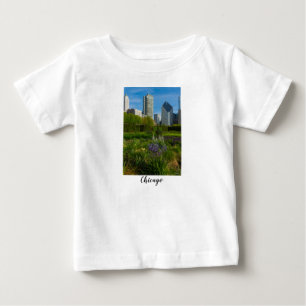Camassia in der Stadt Baby T-shirt