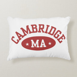 Cambridge, Massachusetts College Town Throw Pillow Dekokissen