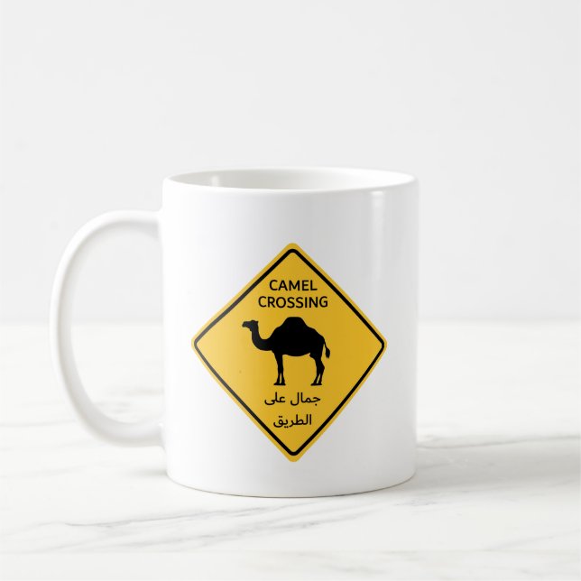 Camel Crossing Sign Mug Arabic  Kaffeetasse (Links)