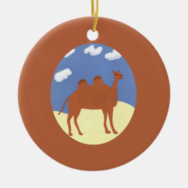 Camel Whimsical über die Dünen der Wüste Keramik Ornament (Vorne)