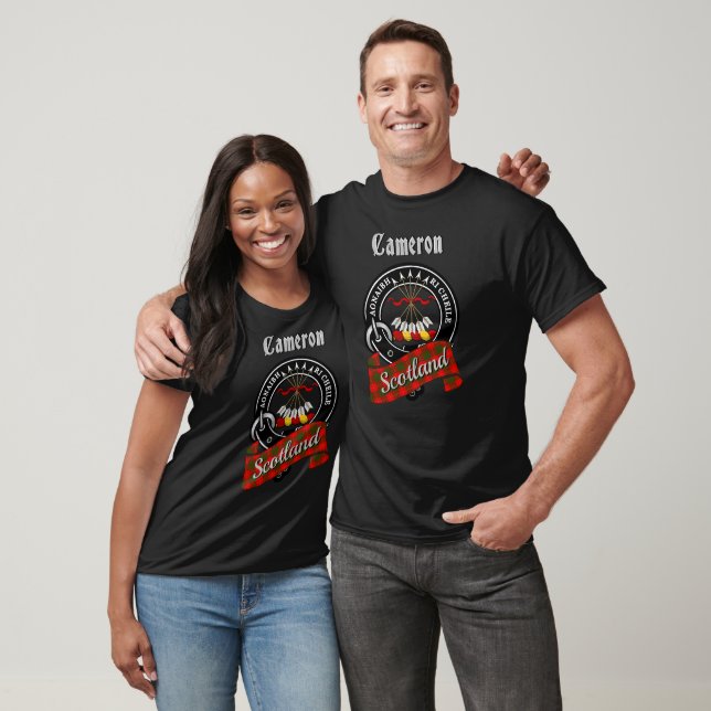 Cameron Clan Abzeichen & Tartan T-Shirt (Unisex)