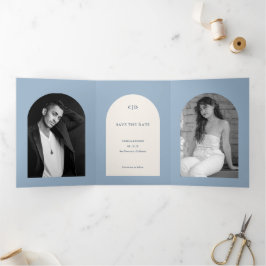 Camila Dusty Blue Modern Wedding Save the Date Dreifach Gefaltete Ankündigung