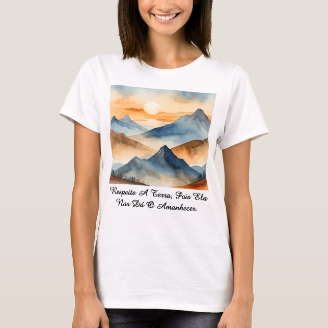 Camiseta Feminina Básica Amanhecer da Terra-1 T-Shirt (Vorderseite)