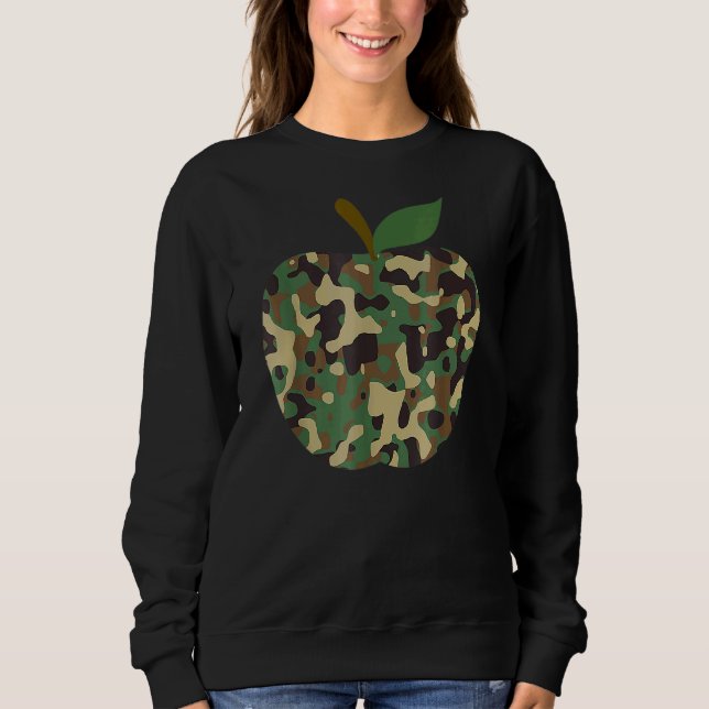 Camo Apple First Day of School Teaching Team Sweatshirt (Vorderseite)