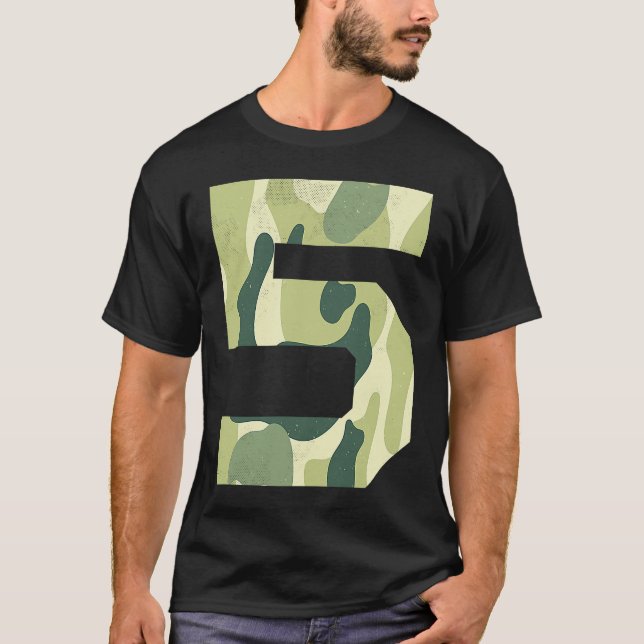 Camouflage Bday Boy 5Y Militärischer Kleiner Offiz T-Shirt (Vorderseite)