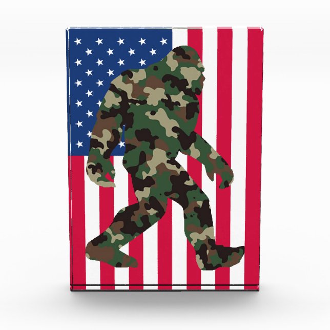 Camouflage Bigfoot Sasquatch Fotoblock (Vorderseite)