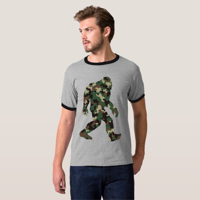 Camouflage Bigfoot Sasquatch T-Shirt (Vorne ganz)
