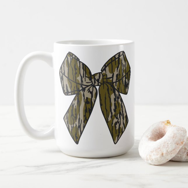 Camouflage Bow Camouflage Coquette Bow JagdGirl Kaffeetasse (Mit Donut)