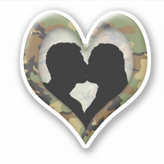 Camouflage Heart with Kissing Couple Aufkleber (Vorderseite)