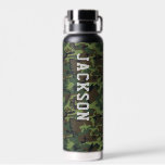 Camouflage Military Camouflage Pattern Personalisi Trinkflasche<br><div class="desc">Coole Wasserflasche mit einer Camouflage drucken Sie Ihren benutzerdefinierten Text auf der Vorder- und Rückseite - einfach zusätzlich noch Text hinzufügen. Ein perfektes Geschenk für Jugendliche,  Militär,  Mütter,  Väter oder für alle Ihre Trainings,  sportlichen Aktivitäten und Bestellungen in der Stadt.</div>