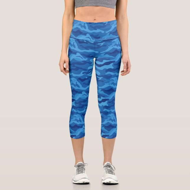 Camouflage Print, Blauer Camouflage Muster kundens Capri Leggings (Vorderseite)