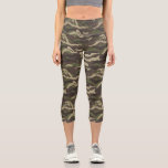 Camouflage Print, Green Brown Camouflage Muster ku Capri Leggings<br><div class="desc">Hochwertige,  komfortable,  hochauflösende Capri-Leggings mit brauner und grüner Camouflage.  Fügen Sie benutzerdefinierten Text,  Monogramm,  etc. zu personalisieren. Ideal für Ausflüge,  Hanging oder eine Nacht in der Stadt.</div>