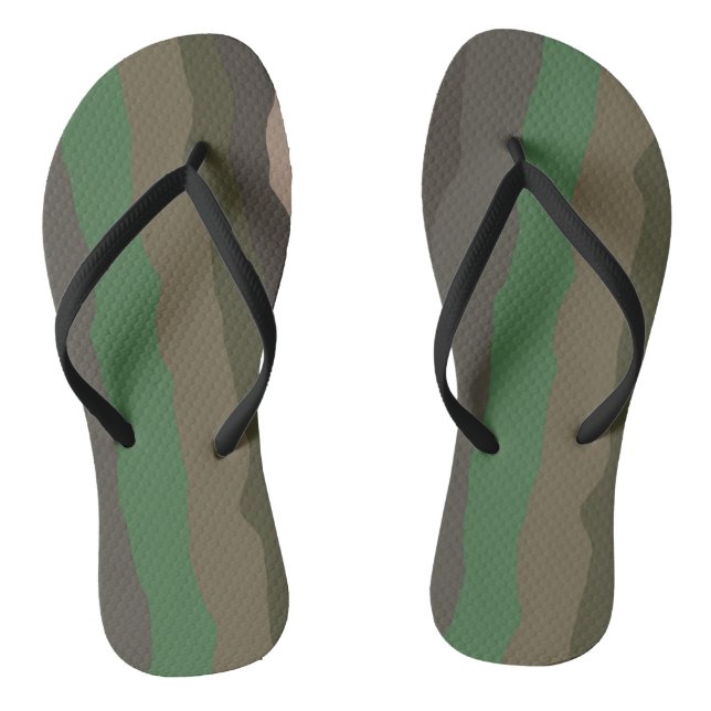 Camouflage und grüne abstrakte Streifen Flip Flops (Fußbett)