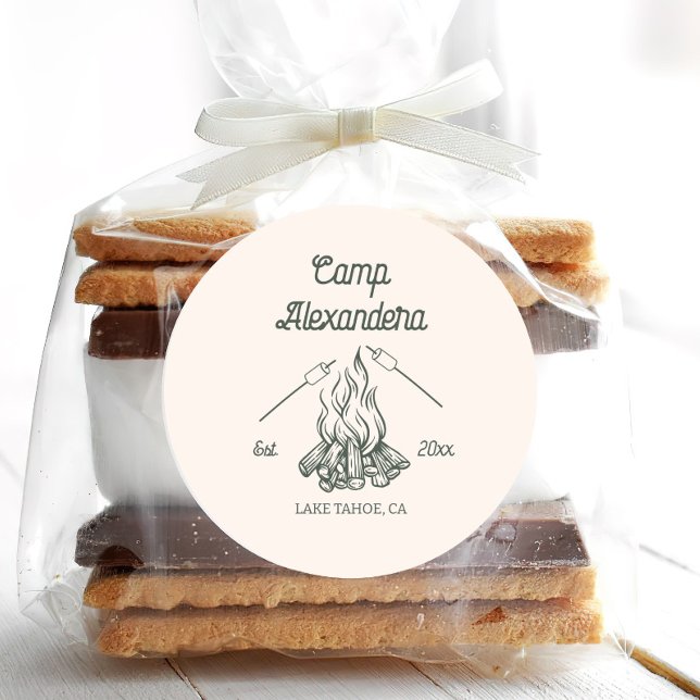 Camp Bachelorette Runder Aufkleber (Von Creator hochgeladen)