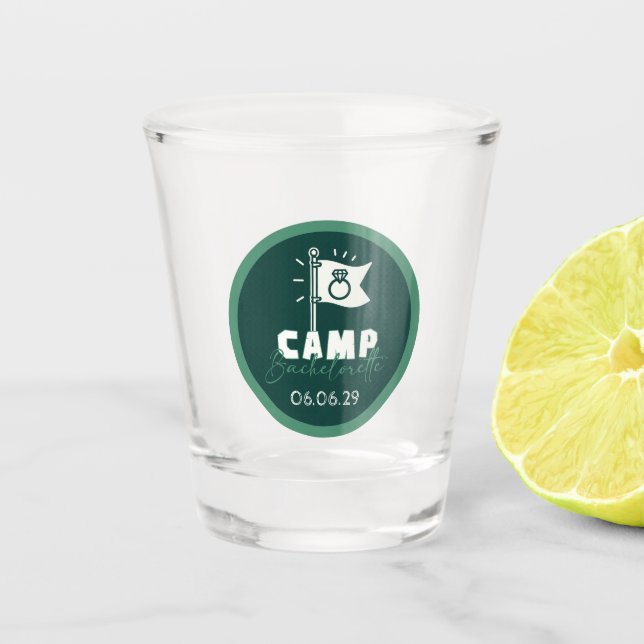 Camp Bachelorette Schnapsglas (Vorderseite)