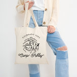 Camp Bachelorette Tote Bag Tragetasche<br><div class="desc">Diese Tasche mit Camp-Thema Bachelorette ist das perfekte Geschenk für Brautmädchen und die Braut auf einer Bachelorette- oder Bergtour! Passen Sie es mit dem Ort,  Datum und Brautennamen an,  um es auf eine Art zu machen!</div>