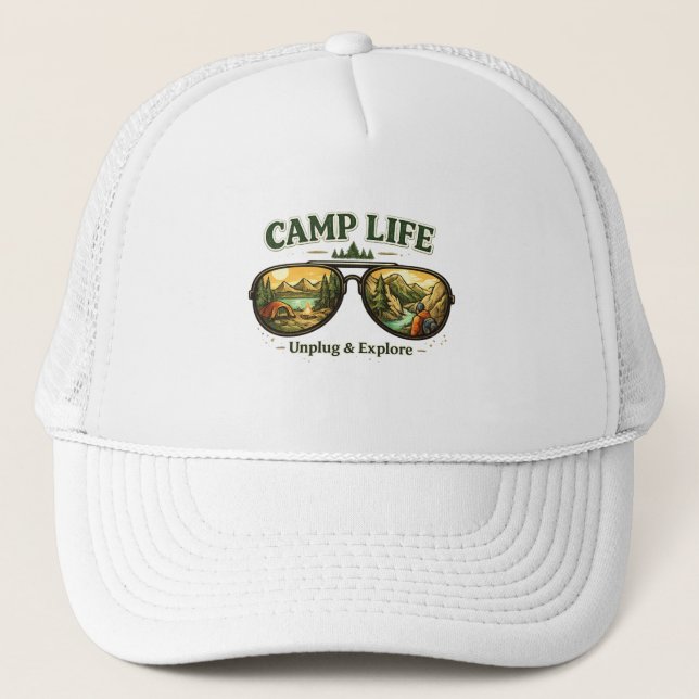 Camp Life Feels Right – Adventure Trucker Hat USA Truckerkappe (Vorderseite)