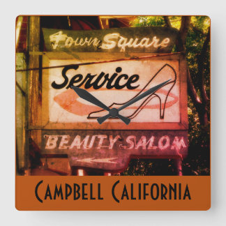 Campbell CA Historic Town Square Vintager Platz Quadratische Wanduhr