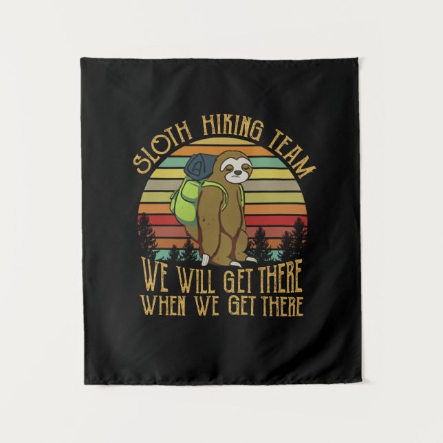 Camper-Geschenk | Vintages Sloth Wanderteam Geburt Wandteppich (Vorderseite)