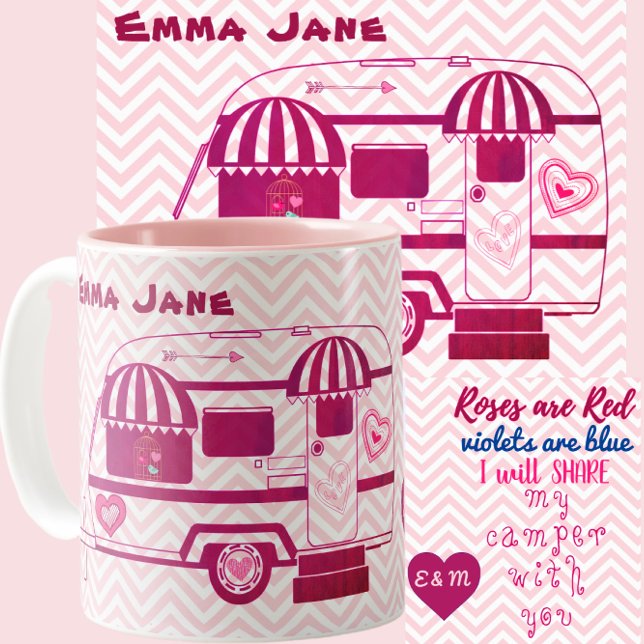 Camper Trailer-Rose sind Red Valentine's Day Zweifarbige Tasse (Von Creator hochgeladen)