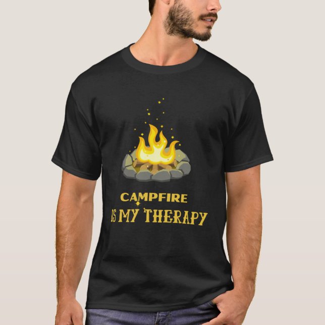 Campfire Is My My Therapy Camping T-Shirt (Vorderseite)