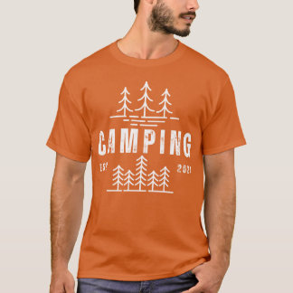 Camping-Bekleidung von ZamTilla für Abenteuerfans T-Shirt