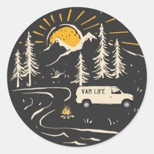 Camping in den Bergen Van Life T - Shirt Button Runder Aufkleber
