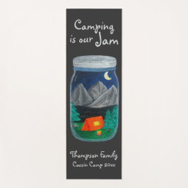 Camping ist Unser Marmorzelt und die Berge im Jar Yogamatte