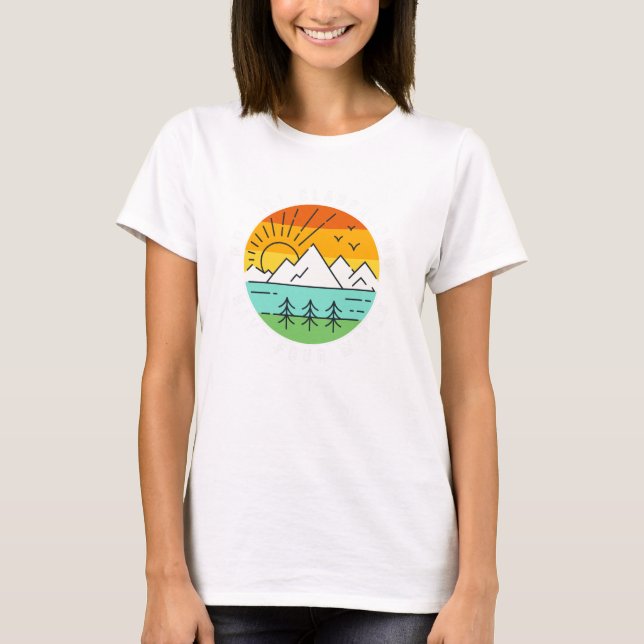 Camping Nature Forest Camper Adventure RV Camp T-Shirt (Vorderseite)