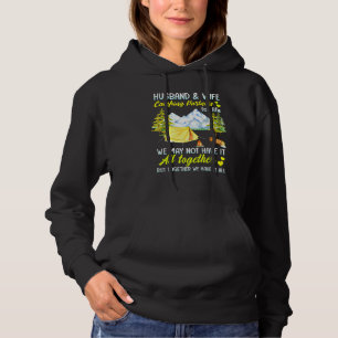 Camping-Partner für Ehefrau und Handschuhe für das Hoodie