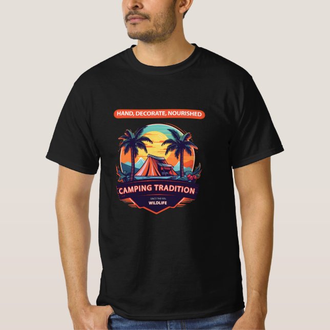 Camping Tradition: Sonnenuntergang unter PalmTree T-Shirt (Vorderseite)