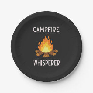Camping - Whisperer am Campfire Pappteller