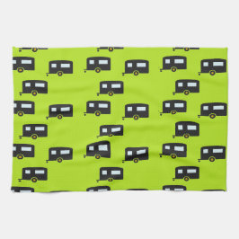 Campinganhänger auf grün geschirrtuch