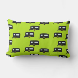 Campinganhänger auf grün lendenkissen