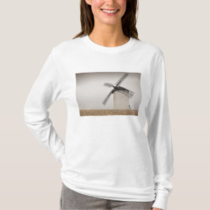 Campo de Criptana, antike Windmühlen von La Mancha T-Shirt